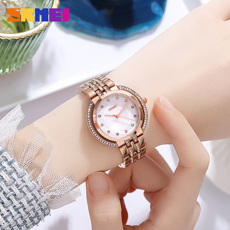 Luxury Watch - 여성용 팔찌 쿼츠 시계 고급 라인스톤