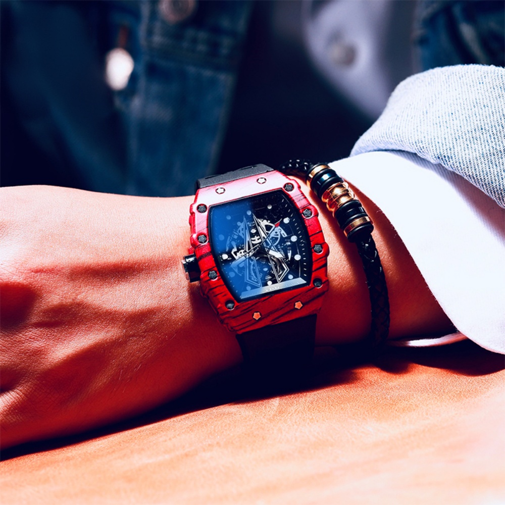 독특한 배럴형 디자인으로 군중 속에서 돋보이는, 매우  - Luxury Watch Offers 리뷰 및 가격