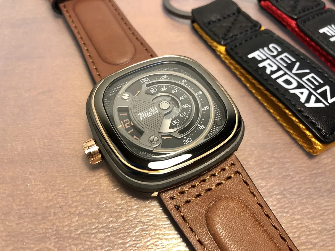 SEVEN FRIDAY 남성용 완전 자동 기계식 시계, - Luxury Watch Winder 리뷰 및 가격