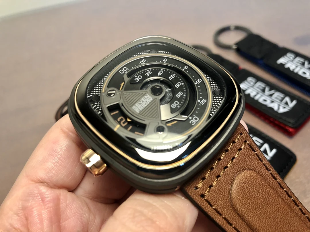 SEVEN FRIDAY 남성용 완전 자동 기계식 시계, - Luxury Watch Winder 리뷰 및 가격